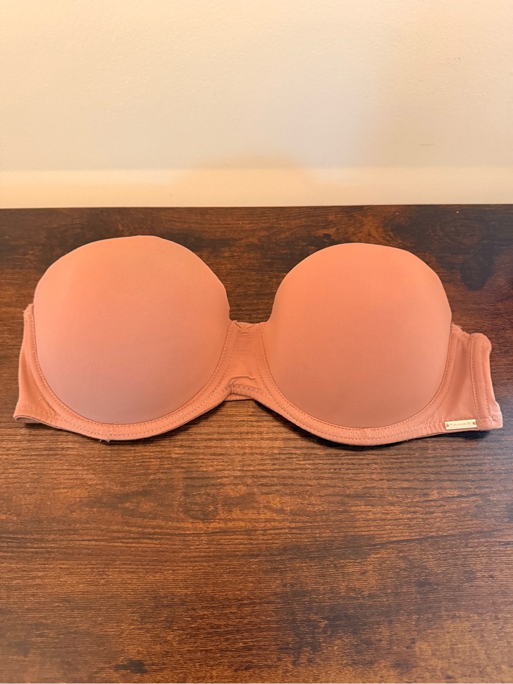 38C Strapless pushup bra - Like new (option to attach straps)
